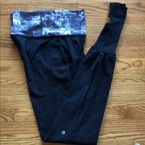 Lululemon Black Stir Up Pant - Size 4